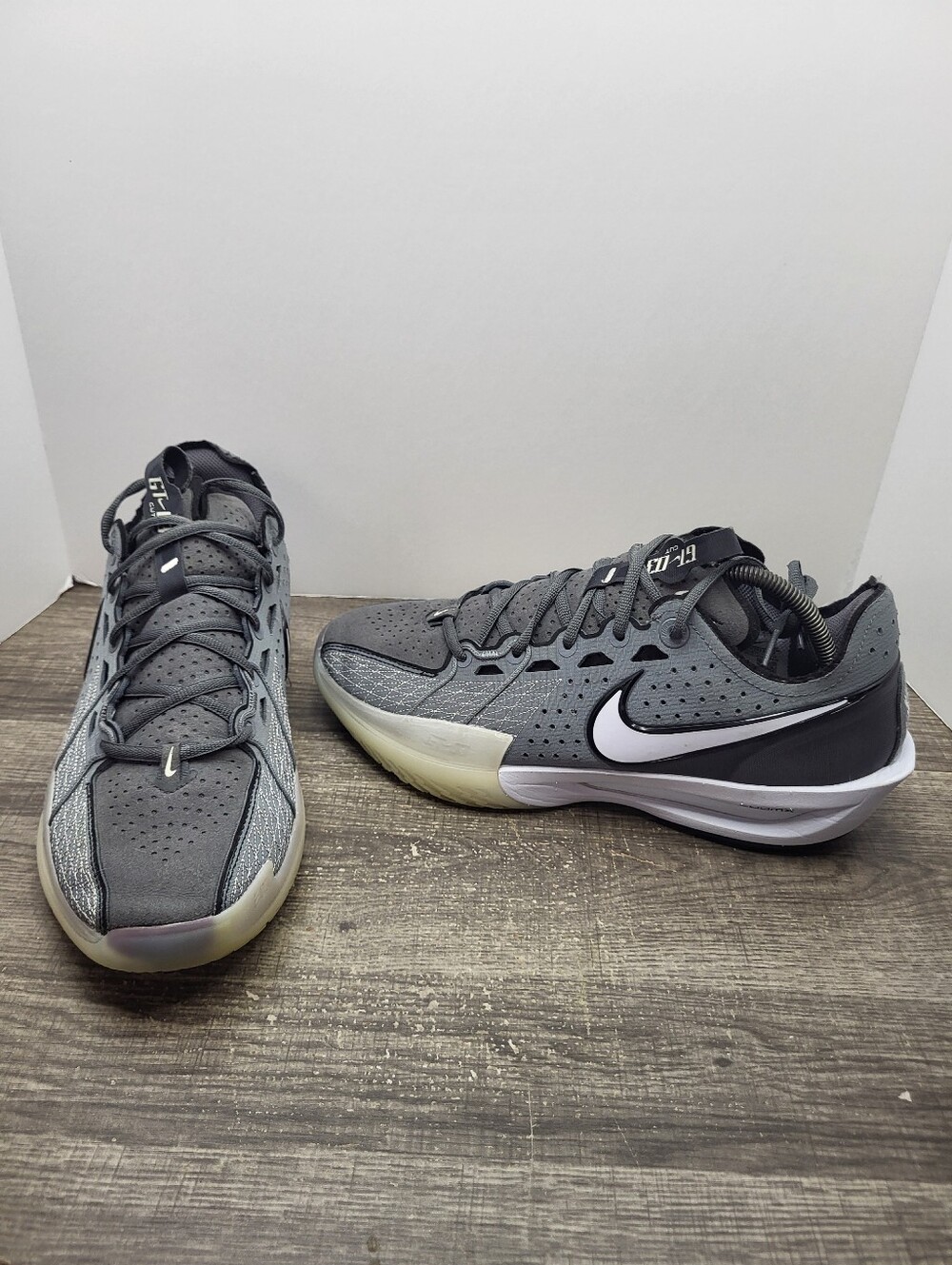 Nike Air Zoom GT Cut 3 Basketball Shoes Mens Size 10 Hustle Gray Sneakers